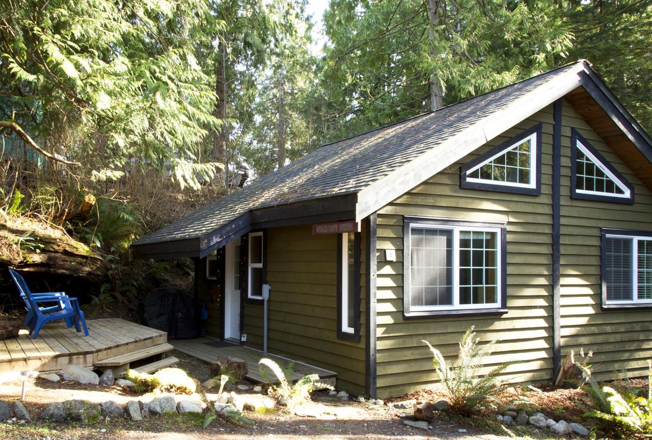 Surfs Inn Rainforest Cottages Ucluelet Luaran gambar
