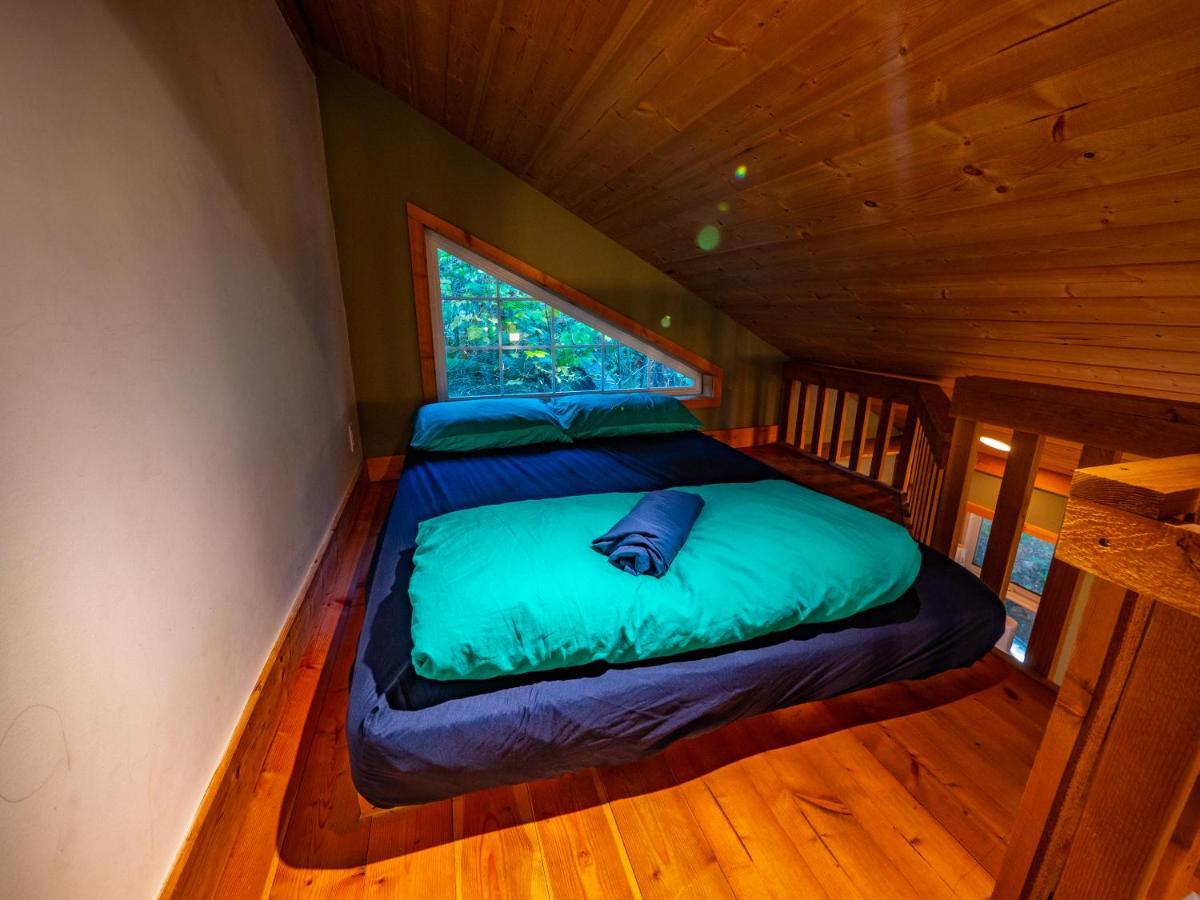 Surfs Inn Rainforest Cottages Ucluelet Luaran gambar