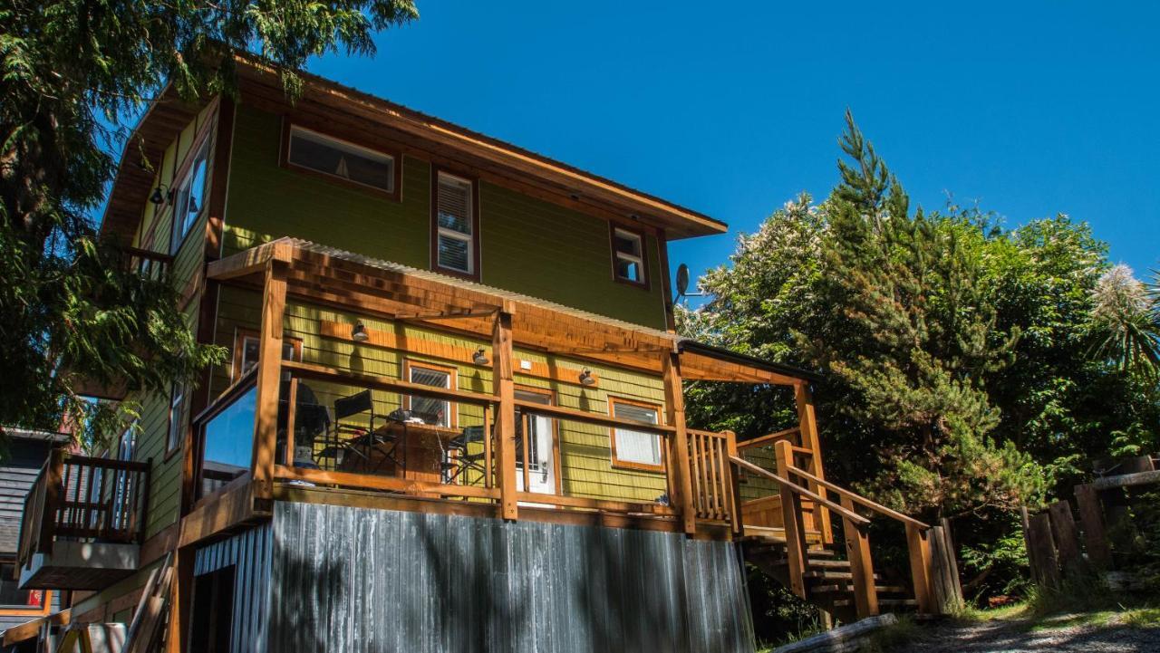Surfs Inn Rainforest Cottages Ucluelet Luaran gambar